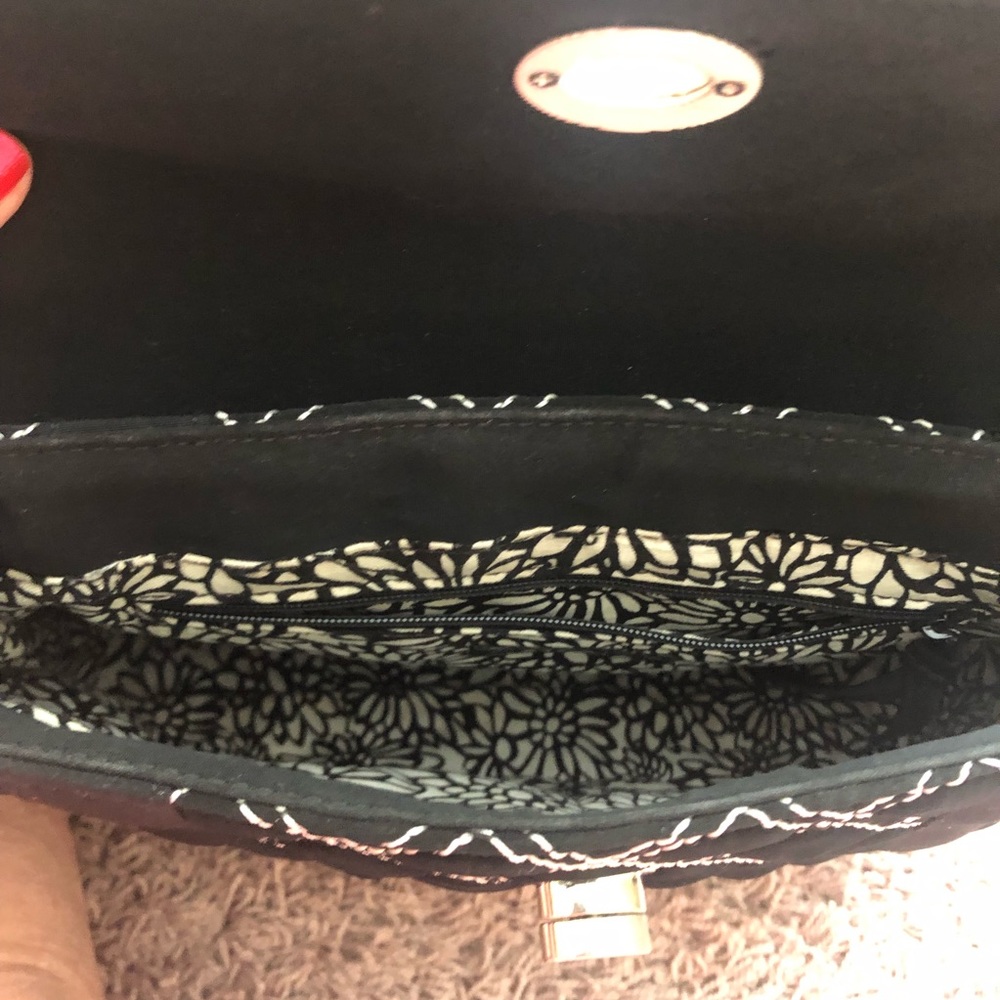 Purse - Picture 3 of 4